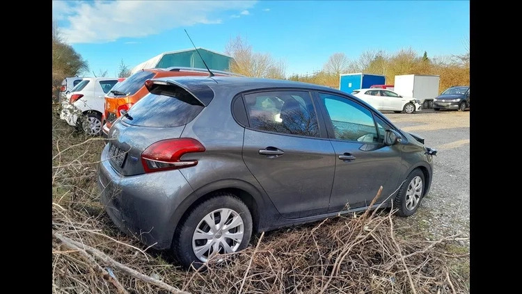 Peugeot 208 cena 13900 przebieg: 124000, rok produkcji 2016 z Kraków małe 46